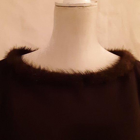 Cynthia Howie Brown Real Mink Collar Dress - Picture 3 of 5